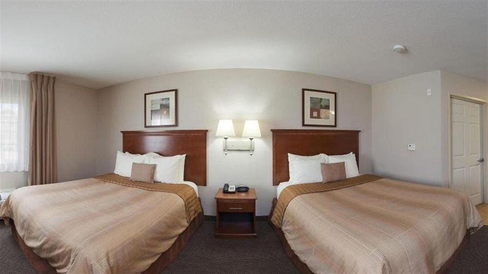 แคนเดิ้ลวูด สวีท พลาโน อีสต์ Hotel ภายนอก รูปภาพ